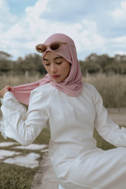 Rosewood [Diamond Chiffon Shawl]